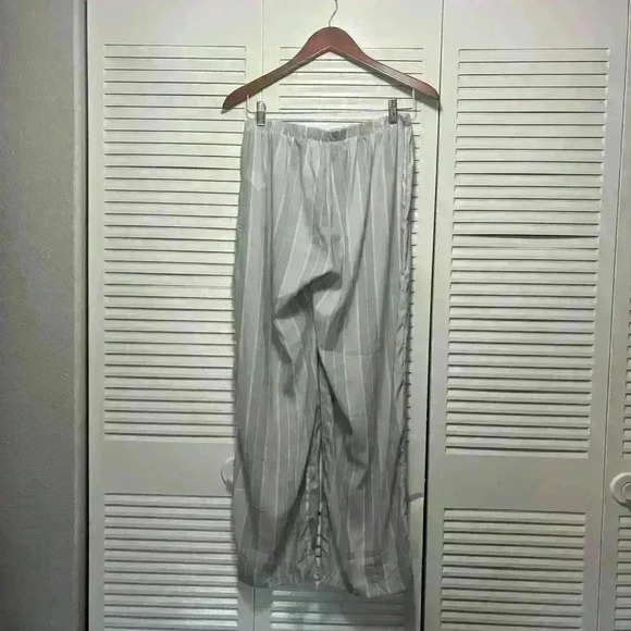 Tabitha Webb Striped Pajama Pants - Gray and Pink - Size M - Picture 2 of 5